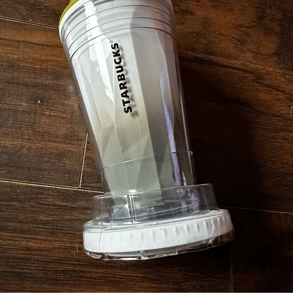 Starbucks Chiseled Dome White Cold Cup Faceted Acrylic Cup Frappuccino
